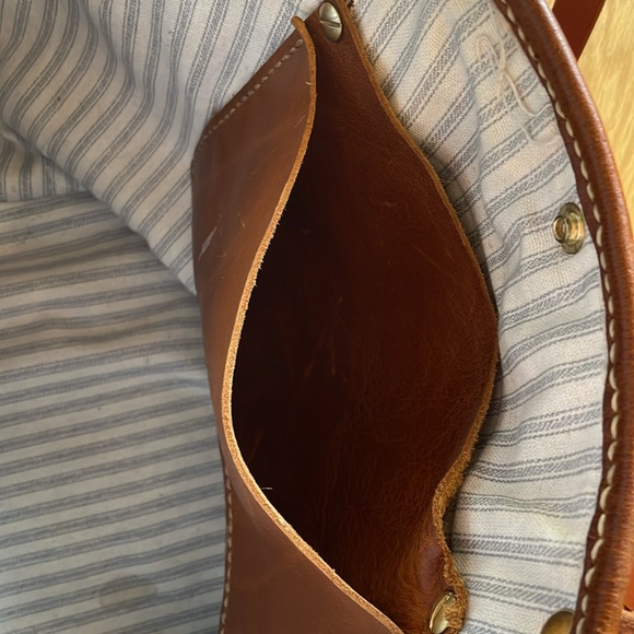 Hand crafted large leather tote - Picture 7 of 10